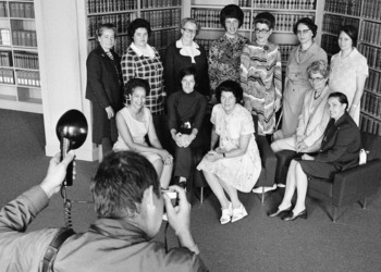 Juli 1972 - die ersten 10 Nationalrätinnen (Keystone/Str)