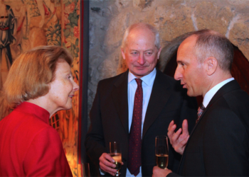 Fürstin Marie mit Gemahl Hans-Adam II. und Ex-Regierungschef Adrian Hasler am Geburtstag 2015. © Bandi Koeck
