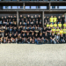 Handwerk hat Zukunft: Knapp 100 Lehrlinge bilden die  Unternehmen der i+R Gruppe aus. Mit auf dem Bild auch die 41 neuen, die diese Woche in ihre berufliche Zukunft gestartet sind sowie die Eigentümer Reinhard Schertler und Joachim Alge.