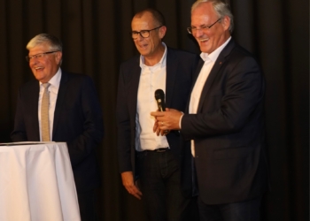 Präsident Manfred Morscher, Bgm. Walter Gohm und Landtagspräsident Harald
Sonderegger eröffnen das 7. Museum