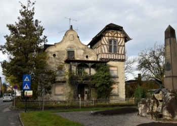 Die denkmalgeschützte Häusle-Villa in Rankweil vor dem Großbrand (© Marktgemeinde Rankweil)