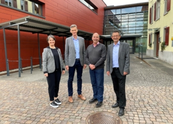 (v.l.) Sabina Saggioro (Verein Agglomeration Rheintal), Christian Breuß (Amtsleiter Rankweil), Alejandro Schwaszta (Gemeinderat Rankweil), Reto Friedauer (Präsident Verein Agglomeration Rheintal und Gemeindepräsident St. Margrethen)