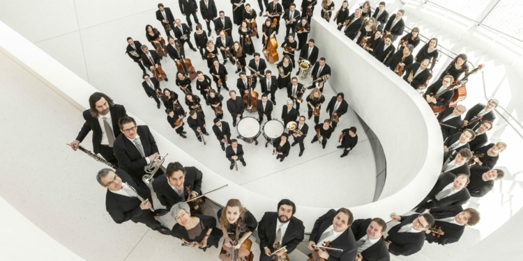 Das Repertoire des Symphonieorchester Vorarlberg bewegt sich zwischen zeitgenössischer Musik und klassischen Werken. © Thomas Schrott