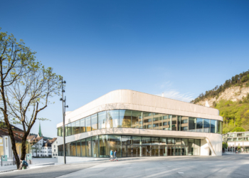 Im Jahr 2014 wurde das Montforthaus Feldkirch nach den Plänen von Hascher Jehle Mitiska Wäger Architekten neu gebaut. Foto: Petra Rainer