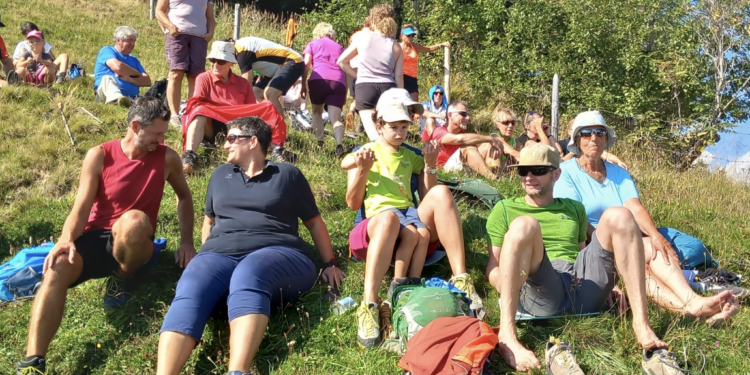 Ein biblisches Bild wie bei der Bergpredigt. Fotos: SV Tisis