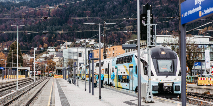 Ab 10. Dezember 2023 startet der erste Zug der WESTbahn morgens Richtung Wien Westbahnhof und abends wieder retour nach Vorarlberg. 
Copyright: Sams Foto/WESTbahn