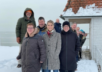 Die Vertreter der elf Vereinsmitglieder bei der Jahreshauptversammlung in Wasserburg (D) am Bodensee. Foto: Daniela Kaulfus