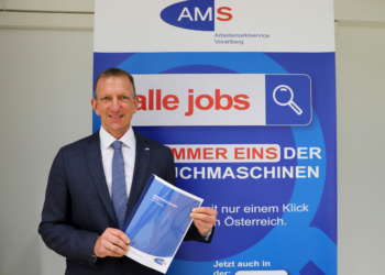 AMS Landesgeschäftsführer Bernhard Bereuter präsentierte im Rahmen einer Pressekonferenz das Arbeitsprogramm für 2024. @AMS Vorarlberg