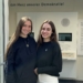 Alexa aus Hohenems und Sarah aus Bregenz betreuten die Interessierten vor Ort. Fotos: Bandi Koeck