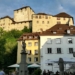 Schattenburg in der Abendsonne. Foto: Doppelbauer
