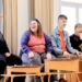Mit Freude studieren Menschen mit und ohne Behinderung das Konzertprogramm für „Musik Inklusiv(e)“ ein. Fotos: Victor Marin