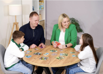 Ein vergnügsames Spiel für die ganze Familie. Fotos: Zoch