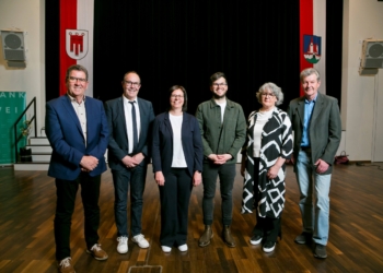 Neuer Gemeindevorstand der Marktgemeinde Rankweil: Helmut Jenny (Rankweiler Volkspartei), Andreas Prenn (Rankweiler Volkspartei), Bürgermeisterin Katharina Wöß-Krall (Rankweiler Volkspartei), Vizebürgermeister Johannes Herburger (Grünes Forum Rankweil), Cornelia Engler (Grünes Forum Rankweil), Wolfgang Müller (FPÖ und Bürgerliste Rankweil).