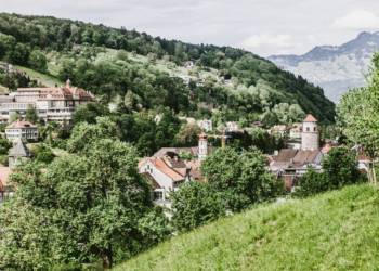 Bei zwei Radtouren durch die Stadtteile werden Feldkirchs geheime Schätze gekürt. (Foto: Magdalena Türtscher)