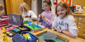 Die Volksschulkinder visualisierten ihre Ideen für den Generationenpark in Form von kreativen Arbeiten. © Marktgemeinde Rankweil