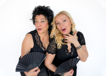 Die Feuerbienen Sabine Marte (links) und Christine Nachbauer. Foto: Birgit Riedmann