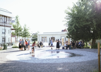 Die Stickerei und der angrenzende Park bei der Häusle-Villa sind seit einem Jahr ein ansprechender Ort zur Vermittlung verschiedenster Kulturformate. © Guntram Fechtig
