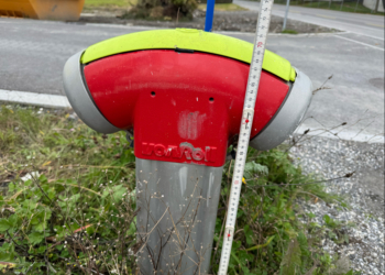 Der beschädigte Hydrant in Eschen. Foto: Landespolizei
