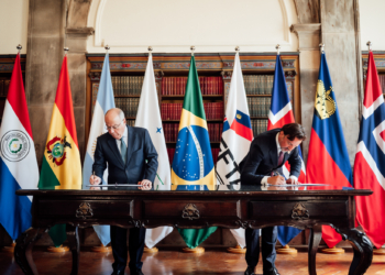 Botschafter Frank Büchel hat am 16. September 2025 in Rio de Janeiro für Liechtenstein das Freihandelsabkommen zwischen den Mitgliedstaaten der EFTA und des Mercosur (Argentinien, Brasilien, Paraguay, Uruguay) unterzeichnet. COPYRIGHT LUCIANA SPOSITO PHOTO