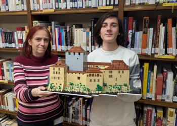 Fachbereichsleiterin der Stadtbibliothek Renate Mille und André Wehinger. Foto: Stadt Feldkirch