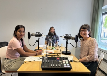 Sandra Fausch von der Ackerschaft und Cornelia Wolf vom Hoi Laden diskutieren mit Liana über die Herkunft von Lebensmitteln, Kaufentscheidungen und Food Waste.
Junge Menschen fragen nach: Wie verschieben wir den Overshoot Day? Foto: Aha Liechtenstein