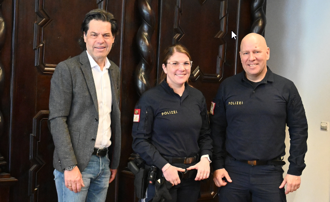 Bürgermeister Manfred Rädler, Sabine Walser und Stadtpolizei-Kommandant Arno Vögel (v.l.) (Foto: Stadt Feldkirch)