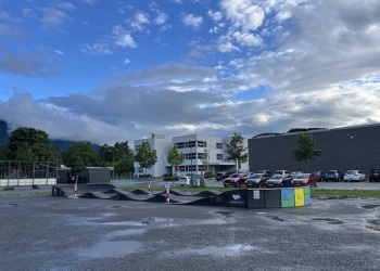 Die Pumptrack in Gisingen steht den Kindern und Jugendlichen den ganzen Sommer über zur Verfügung. Foto: Stadt Feldkirch