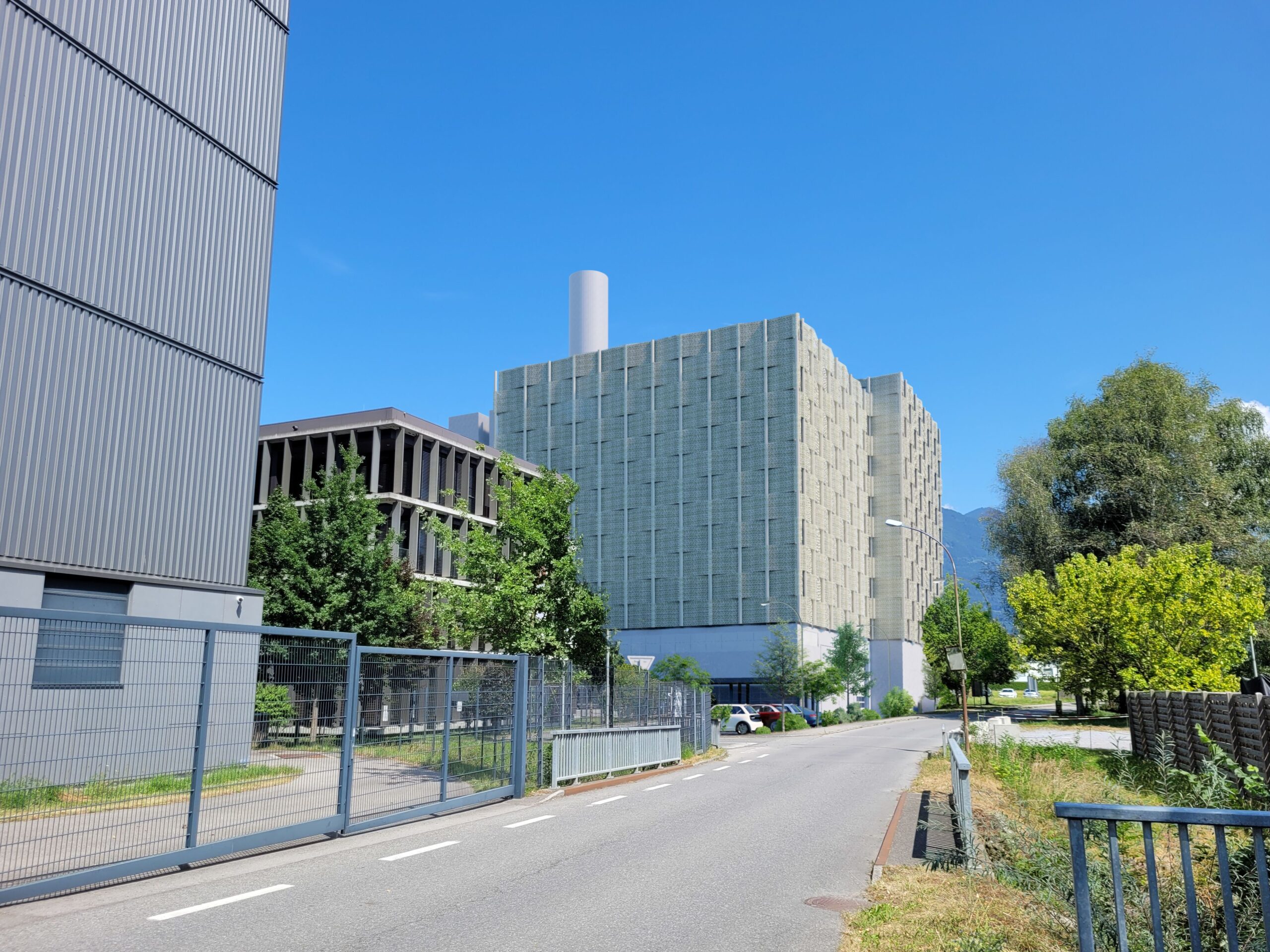 Auf dem Betriebsgelände der Rondo Ganahl AG soll ein Kraftwerk für eine zukunftsfähige Energieversorgung entstehen. Bildrechte: Rondo Ganahl