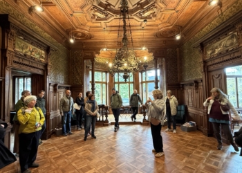 Einblicke ins wunderschön renovierte Literaturhaus. Fotos: Bandi Koeck
